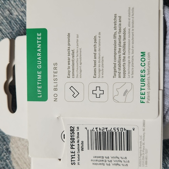 Feetures Plantar Fasciitis Relief Socks, 2 Pairs, Size M, White & Gray, NWT - Picture 2 of 3